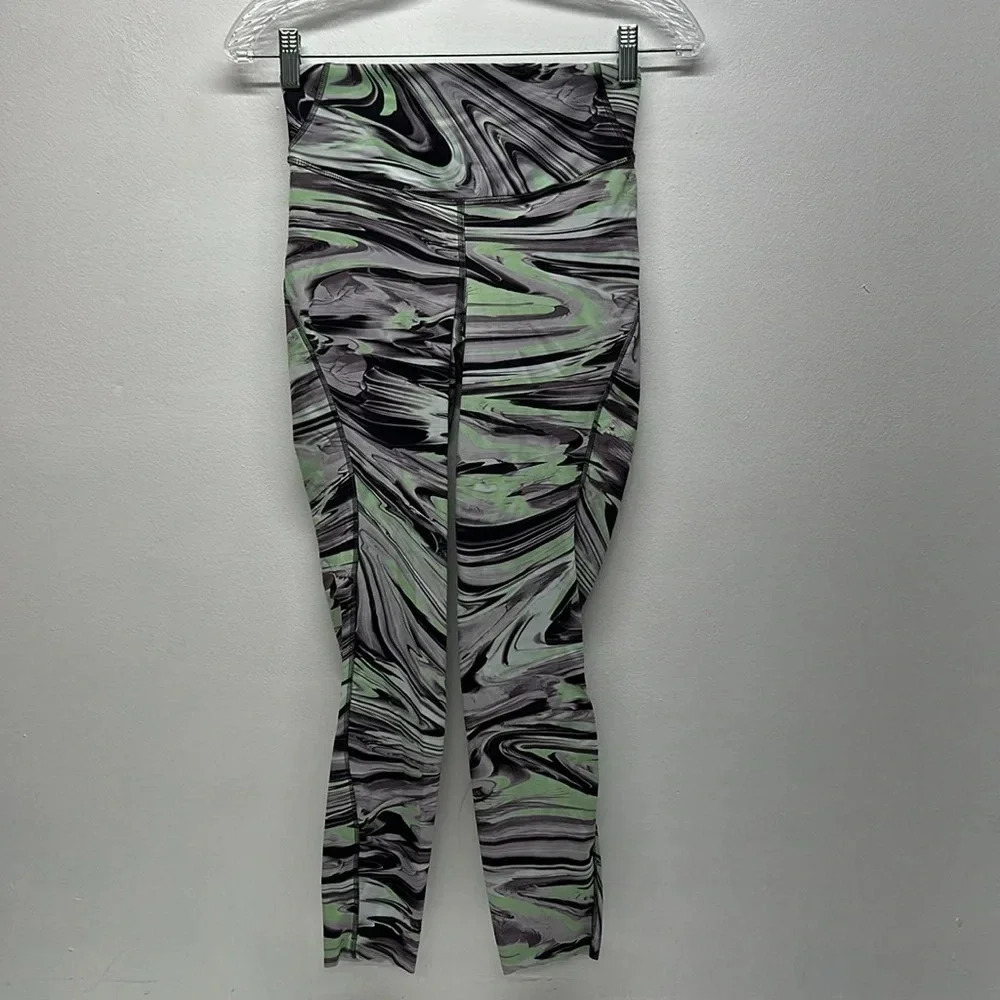 Lululemon Base Pace High Rise Tight Leggings Pants 25" Green PAWM Striped Size 6
